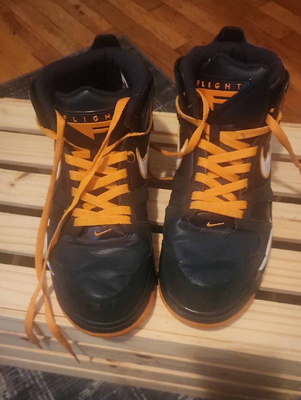 Nike High-Top Sneakers in Navy and Orange